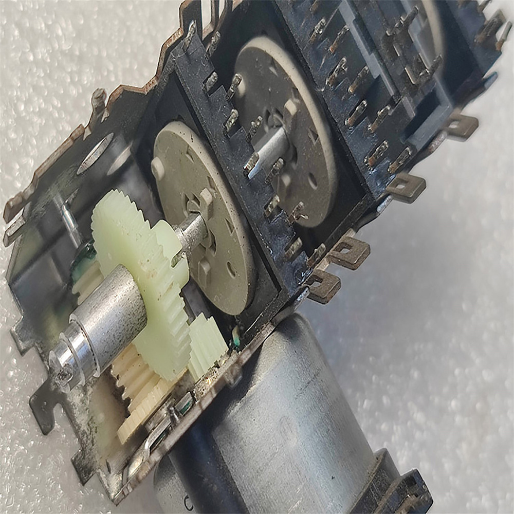 Conjunto de 2 Peças de Interru - Electronics In Japan avaliação e preço